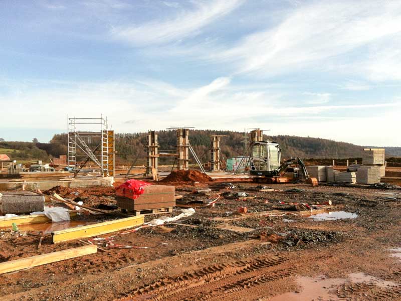 Der weitere Ausbau des Erdgeschosses geht gut voran! / © 2014 Arche KaNaum (DN)