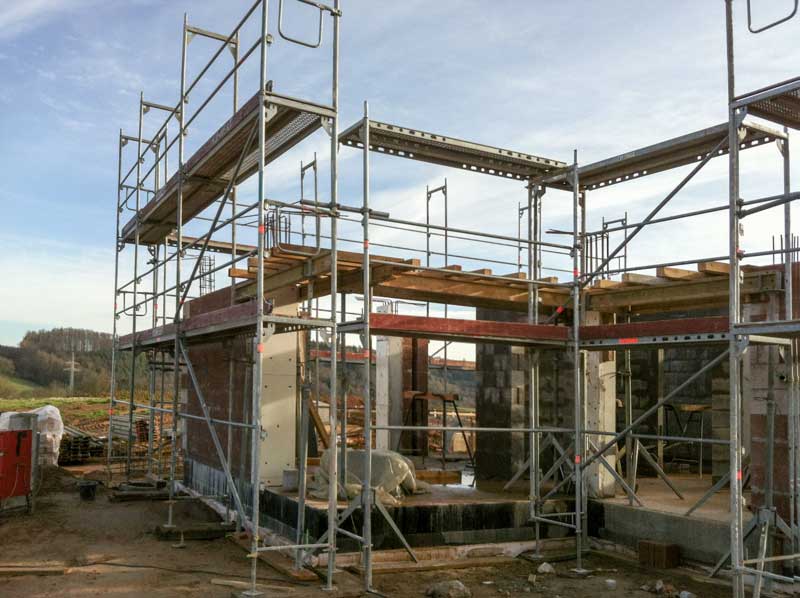 Der weitere Ausbau des Erdgeschosses geht gut voran! / © 2014 Arche KaNaum (DN)