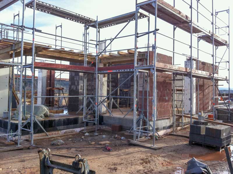 Der weitere Ausbau des Erdgeschosses geht gut voran! / © 2013 Arche KaNaum (DN)