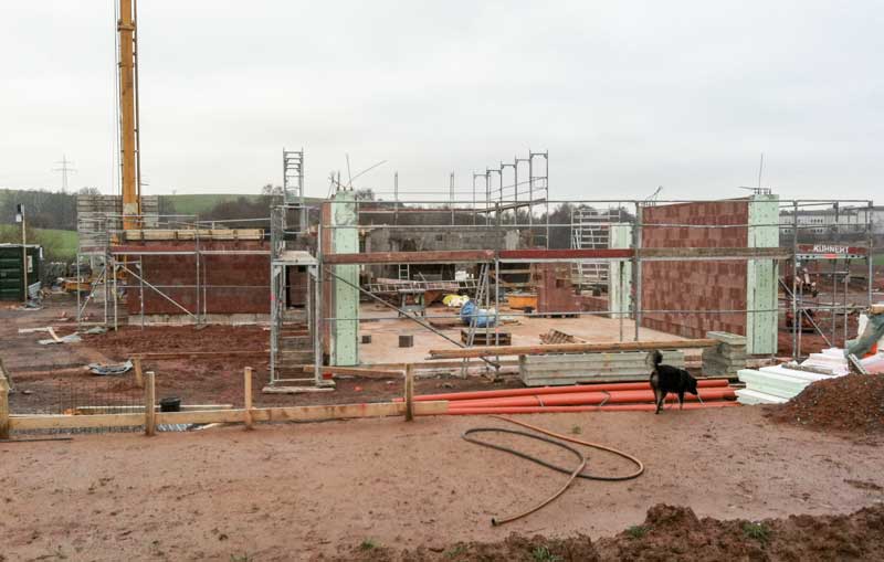 Der weitere Ausbau des Erdgeschosses geht gut voran! / © 2014 Arche KaNaum (DN)