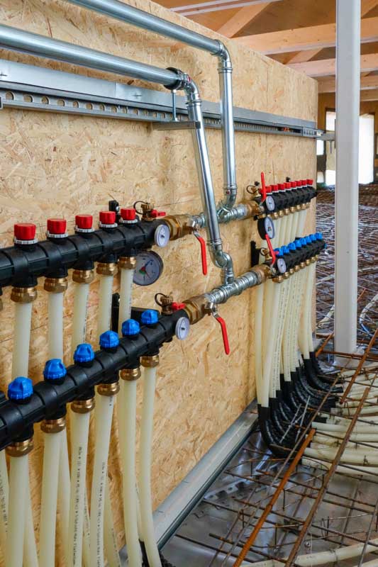 Steuerung für die Fußbodenheizung in den Tierraum-Flügeln / © 2014 Arche KaNaum (NH)