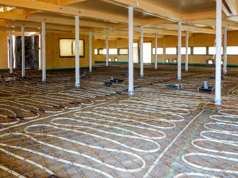 Leitungen für die Fußbodenheizung im Ostflügel / © 2014 Arche KaNaum (NH)