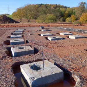 Die ersten Fundamente für die Tierräume unseres Tierhauses / © 2013 Arche KaNaum (NH)