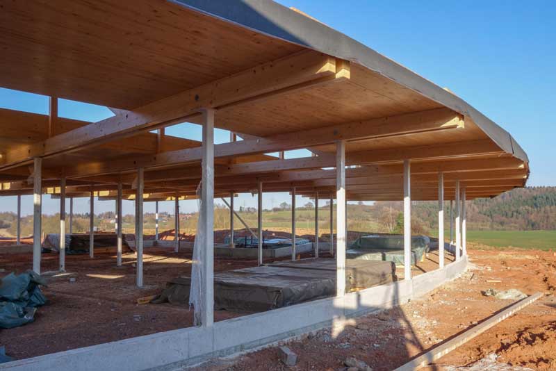 Aufbau des Dachs am Ostflügel / © 2014 Arche KaNaum (NH)