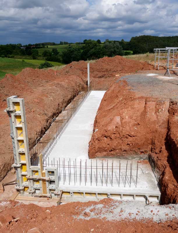 Das Fundament für unser kleines Wirtschaftsgebäude / © 2014 Arche KaNaum (NH)