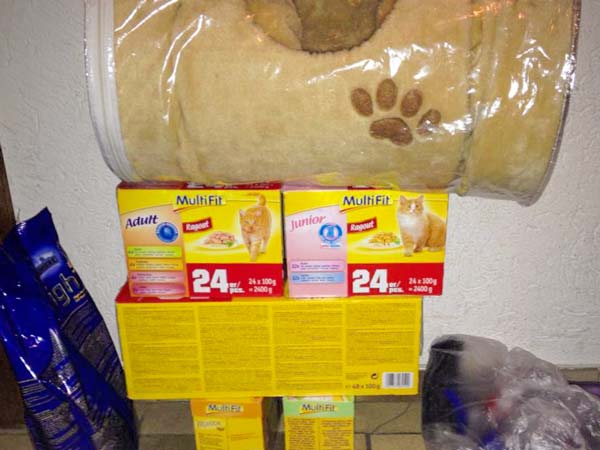 Futterspende / © 2014 Arche KaNaum (DN)