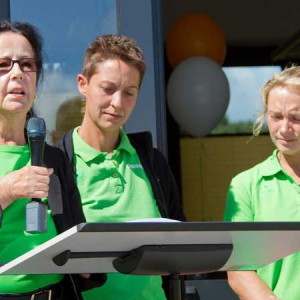 Feierliche Eröffnung unseres Tierhaus am 25.07.’15 / © 2015 Arche KaNaum (RH) Feierliche Eröffnung unseres Tierhaus am 25.07.'15 / © 2015 Arche KaNaum (RH)