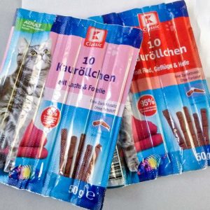 Leckere Stengelchen für Lilli und Mara / © 2016 Arche KaNaum (DN)